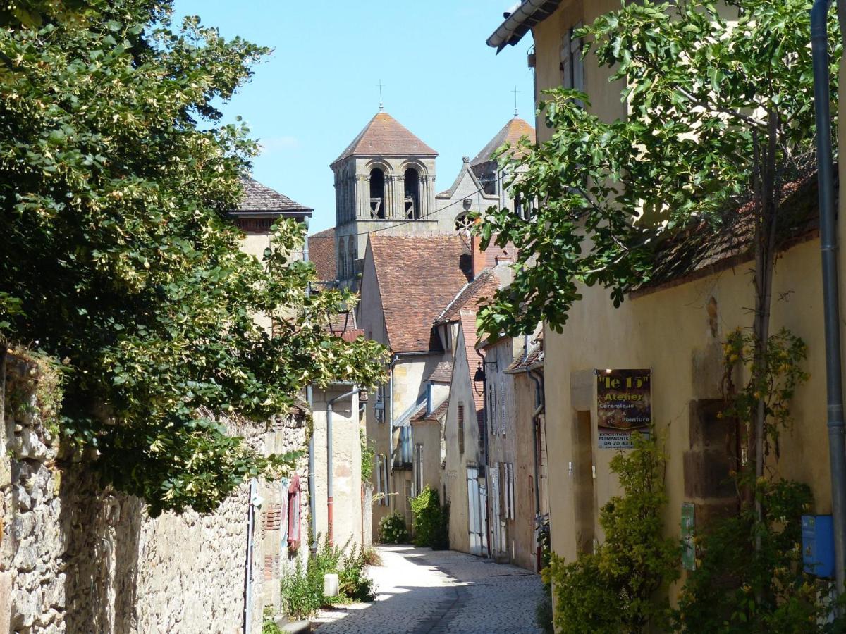 L'Atelier Du Chapeau Rouge Apartman Souvigny Kültér fotó
