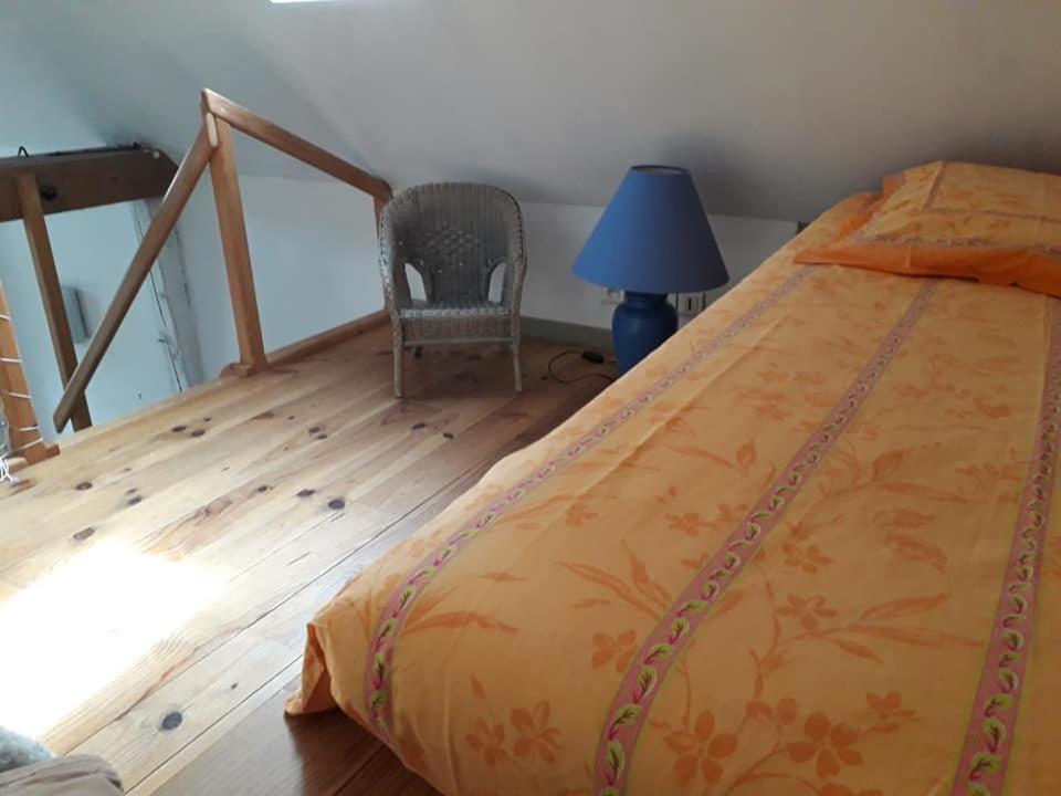 L'Atelier Du Chapeau Rouge Apartman Souvigny Kültér fotó